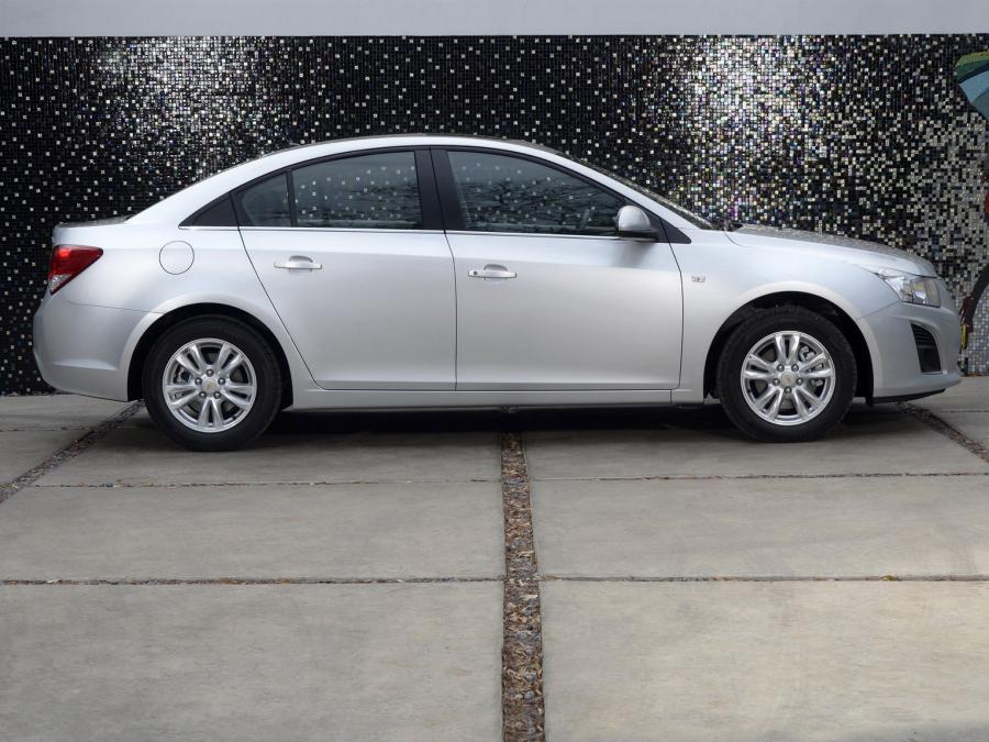  Chevrolet Cruze 2012 года  (ZA) (фото 8 из 15)